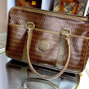 Mario Valentino tote Bag Clean Condition